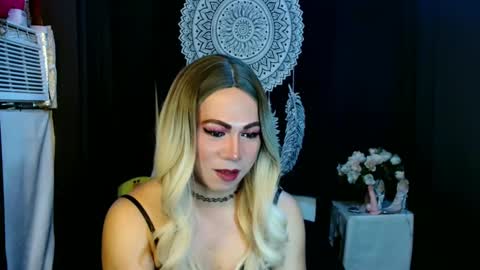 Snapshot of hott_summerr chatting on February 2, 2025, 7:41 am Alex Summer online show from February 2, 2025, 7:41 am