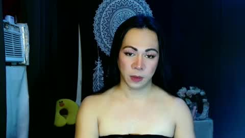 Snapshot of hott_summerr chatting on February 16, 2025, 6:43 pm Alex Summer online show from February 16, 2025, 6:43 pm