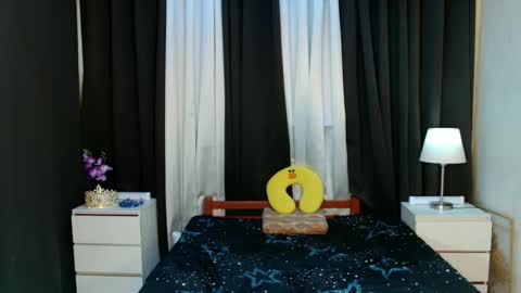 Snapshot of hott_summerr chatting on March 1, 2025, 6:11 pm Alex Summer online show from March 1, 2025, 6:11 pm