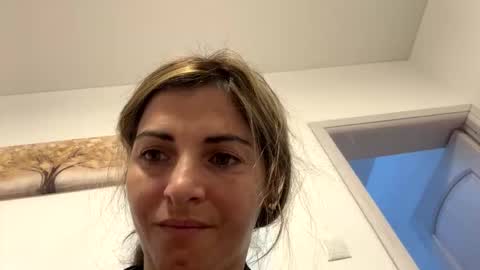 hottalicia2 online show from April 30, 2026, 11:16 am