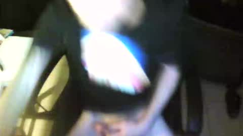 hottattoo91 online show from December 16, 2025, 2:16 am