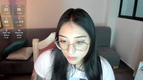 AMY online show from October 6, 2025, 7:33 pm