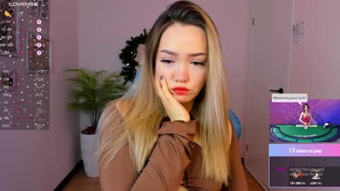 Snapshot of hottease_pvt chatting on December 29, 2024, 2:06 am hello Im Eva online show from December 29, 2024, 2:06 am