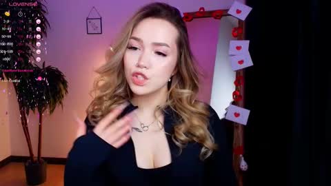 Snapshot of hottease_pvt chatting on February 12, 2025, 8:06 am hello Im Eva online show from February 12, 2025, 8:06 am