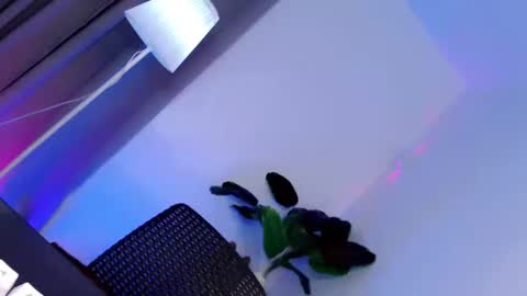 hotterthansex2 online show from October 15, 2025, 9:26 pm