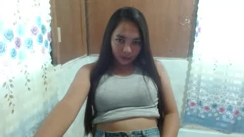 hottestangel1995 online show from March 28, 2026, 1:16 am