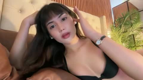 hottie_carlinexx online show from August 3, 2026, 5:39 am