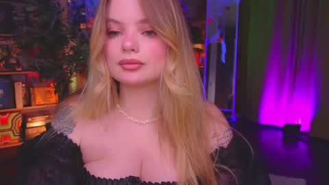 Snapshot of hottie_jane chatting on November 1, 2025, 3:58 pm Jane online show from November 1, 2025, 3:58 pm