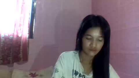 Snapshot of hottie_ptite chatting on February 13, 2026, 9:05 am hottie_ptite online show from February 13, 2026, 9:05 am