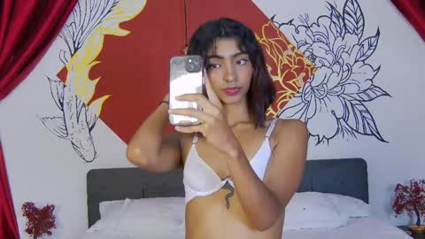 Veronica independent model online show from April 25, 2026, 8:28 pm