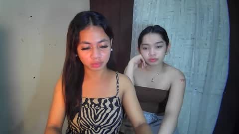 Snapshot of hottiescummerx chatting on December 13, 2024, 6:27 pm N I C A online show from December 13, 2024, 6:27 pm