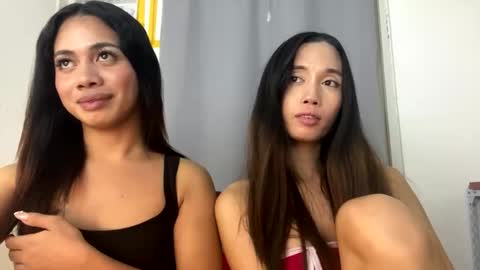 Snapshot of hottiescummerx chatting on October 18, 2025, 7:14 pm N I C A online show from October 18, 2025, 7:14 pm