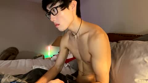 hottiewithabody101 online show from June 3, 2026, 2:44 pm
