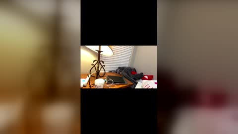 hottiewithabody101 online show from June 7, 2026, 12:53 pm