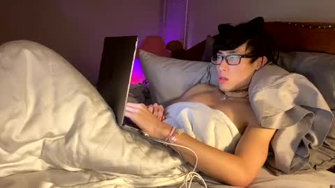 hottiewithabody101 online show from June 8, 2026, 1:28 am