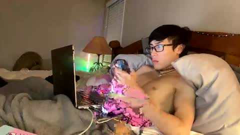 hottiewithabody101 online show from June 12, 2026, 1:59 am
