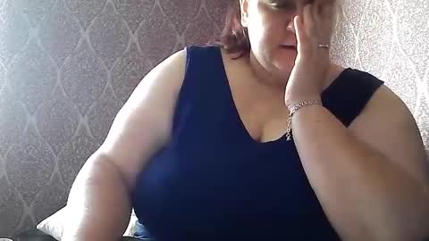 HotTinaSeksi online show from July 17, 2026, 6:31 am
