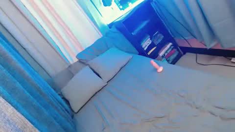 SCARLET online show from November 10, 2025, 9:25 pm