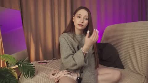 Snapshot of hottpeachh chatting on October 8, 2025, 5:21 pm hottpeachh online show from October 8, 2025, 5:21 pm