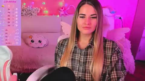 Ivanna and Jessica online show from March 9, 2026, 6:06 am