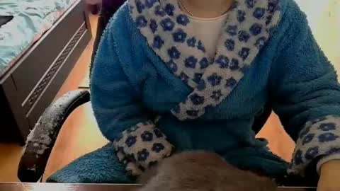 Snapshot of hotty_mary chatting on April 23, 2026, 10:25 am Mary online show from April 23, 2026, 10:25 am
