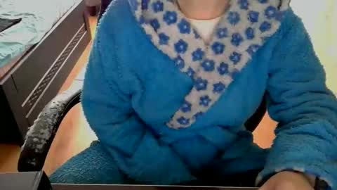 Snapshot of hotty_mary chatting on April 28, 2026, 9:25 am Mary online show from April 28, 2026, 9:25 am