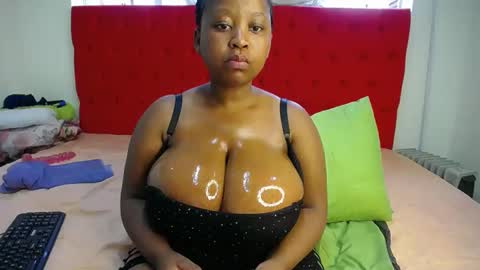 hottyboobsxxx online show from December 2, 2024, 10:28 am