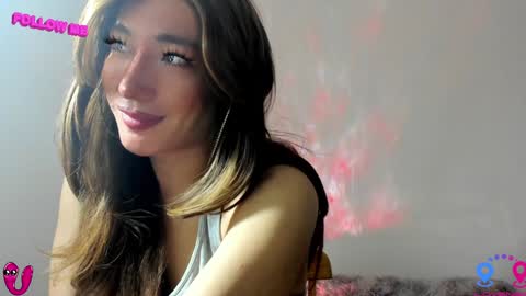 crishinahotty online show from January 19, 2025, 11:45 am