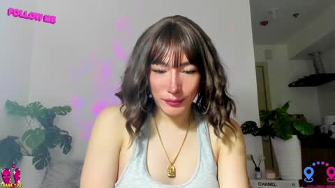 crishinahotty online show from January 30, 2025, 5:09 am