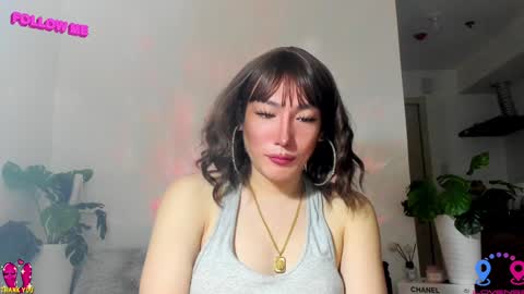 crishinahotty online show from February 8, 2025, 6:43 am
