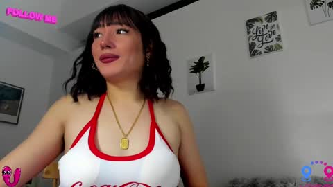 crishinahotty online show from March 4, 2025, 10:16 pm