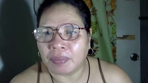 hottycrissy4u online show from May 13, 2026, 7:50 am
