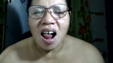hottycrissy4u online show from July 21, 2026, 4:26 am