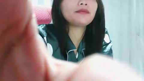 hottypinay300716 online show from May 6, 2026, 1:05 pm