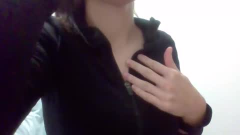 Hotwixx online show from December 4, 2024, 2:59 pm