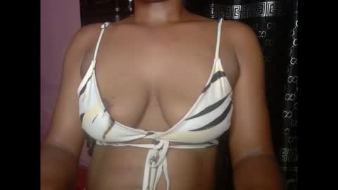 hotxxebony online show from December 14, 2025, 6:08 am