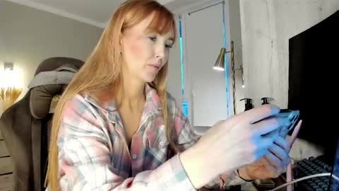 Snapshot of hotyplays chatting on March 1, 2026, 3:03 pm Susan online show from March 1, 2026, 3:03 pm