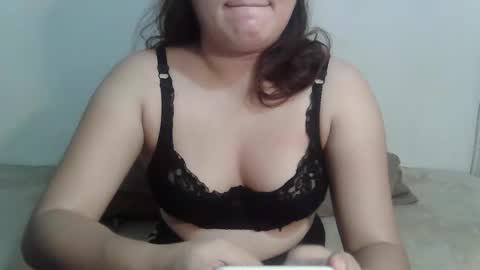 Zarie online show from May 17, 2026, 8:05 pm