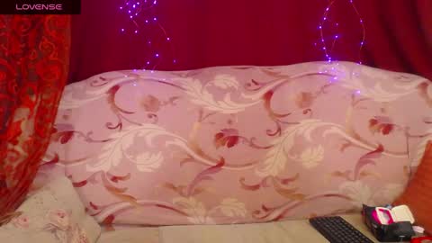 Hotzlata online show from April 30, 2026, 6:09 am