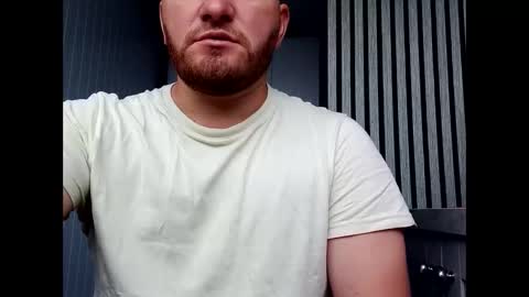 houskji8 online show from October 12, 2025, 8:02 am