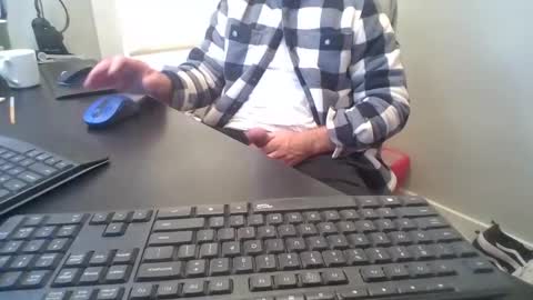 hoverday online show from November 3, 2025, 2:40 pm