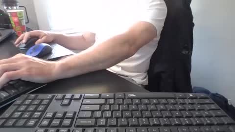 hoverday online show from December 22, 2025, 4:04 pm