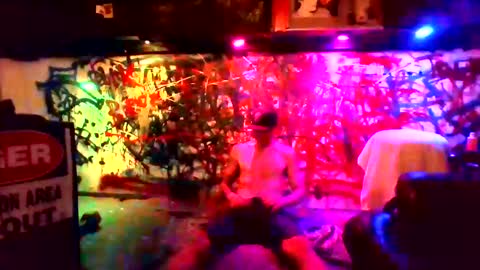 Snapshot of howbowdadareboy33 chatting on December 14, 2024, 8:23 am ask me online show from December 14, 2024, 8:23 am