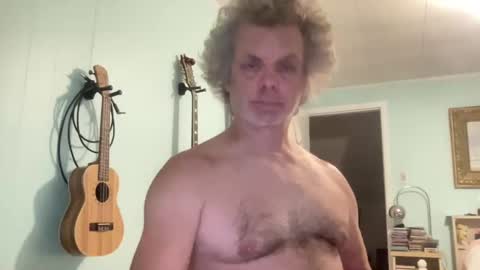 howlingatnothing online show from September 25, 2025, 1:20 am