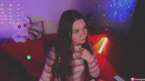 Mia online show from October 20, 2025, 5:24 pm