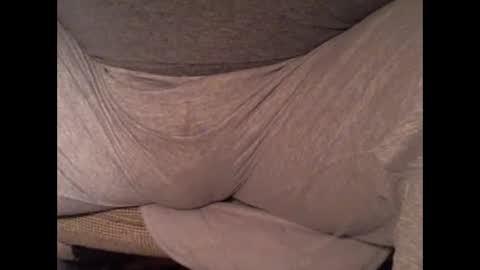 hrnydvl9568 online show from January 17, 2025, 7:38 pm