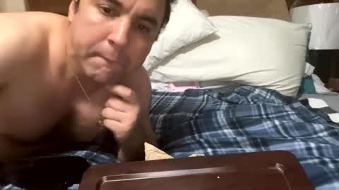 Snapshot of htfsb chatting on February 11, 2026, 3:33 am htfsb online show from February 11, 2026, 3:33 am