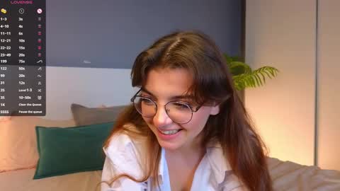 Diane online show from March 2, 2025, 7:23 pm