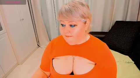 Snapshot of huge_booobs chatting on March 30, 2026, 6:31 pm milli online show from March 30, 2026, 6:31 pm