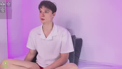 Snapshot of hugebangins_ chatting on October 2, 2025, 10:11 am ANTHONY online show from October 2, 2025, 10:11 am